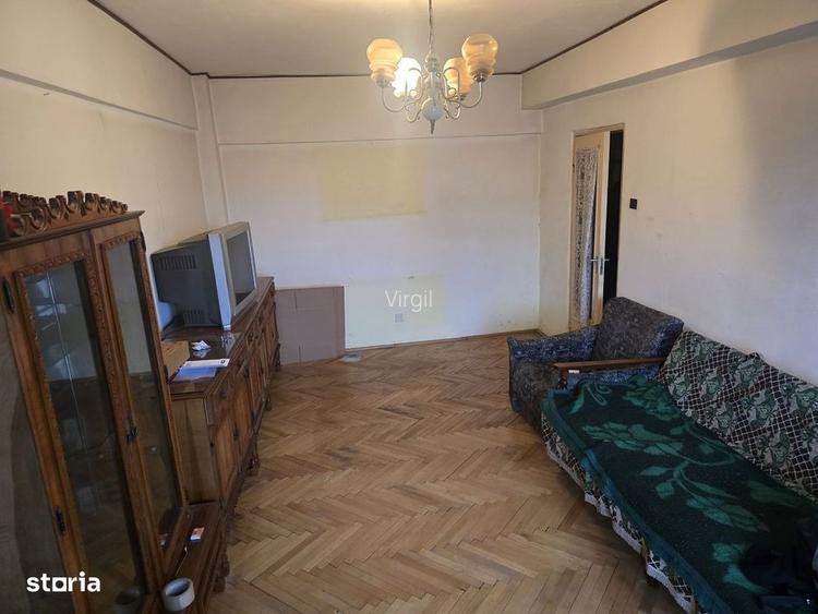 Vand  apartament 3 camere, et. 6/7, Calea Bucuresti, Piata Centrala - 3