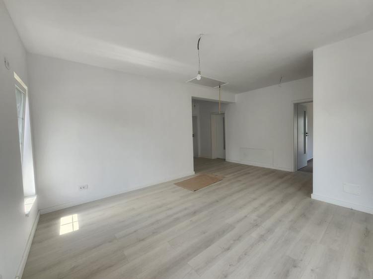 CASA INDIVIDUALA 4 CAMERE + BECI , PLACA DE BETON PESTE ETAJ , VALEA ADANCA