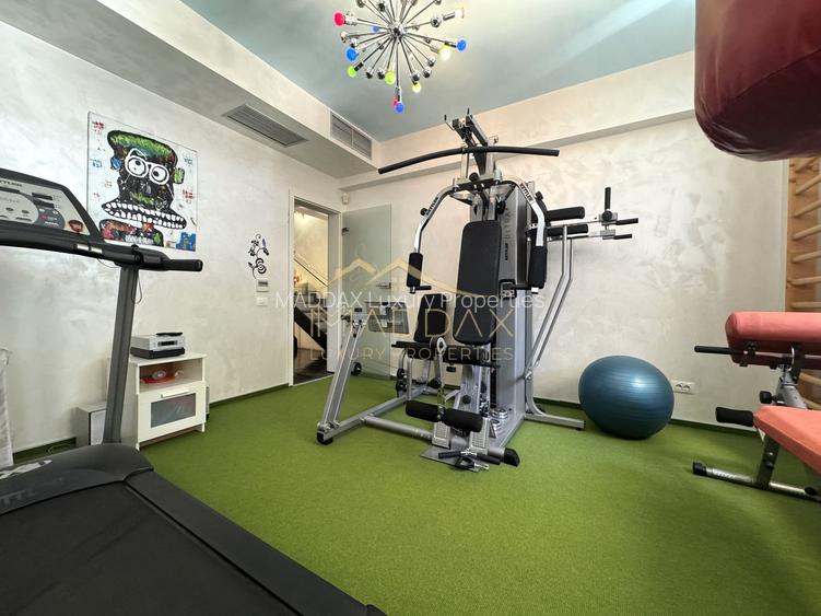 Vila cu 5 camere *344mp* + 400mp Teren // Zona Bucurestii Noi - 43