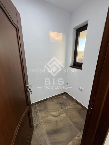 Case moderne de vânzare – 143 mp utili, teren 7 ari | Zona Unirea - 7