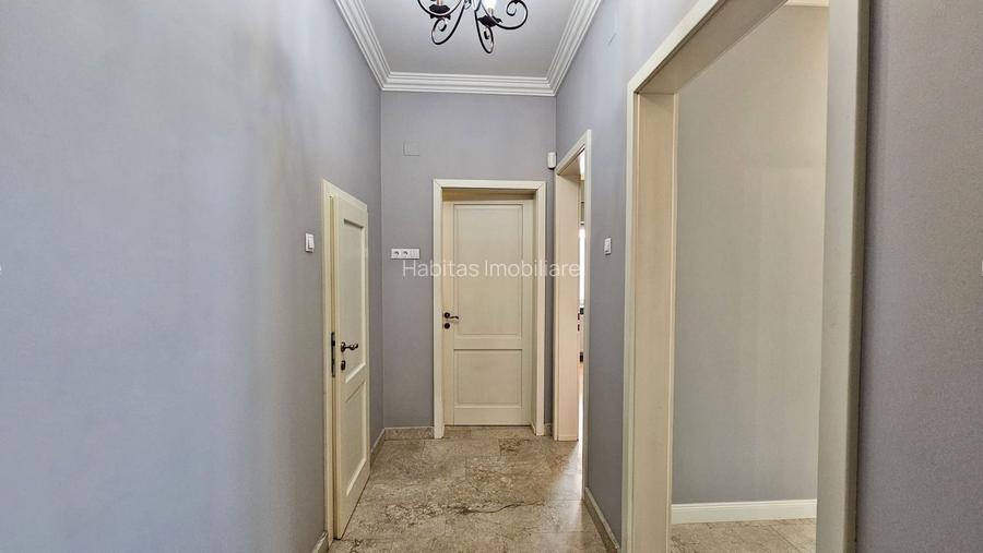 0% comision! Proprietate in vila cu 2 familii, garaj, finisaje moderne - 16