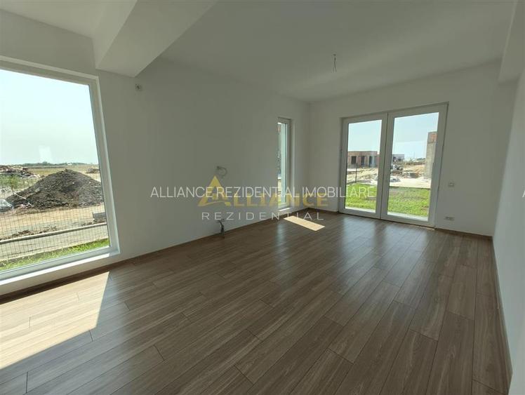 Casa Individuala - 4 camere - 2 bai  - 423 mp teren - 9