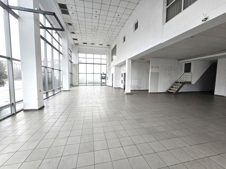Showroom Capat Canta 265mp , 5 locuri parcare - 3