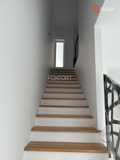 Duplex deosebit cu 5 camere in Ghiroda  - 21