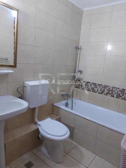 4 Camere Bloc Reabilitat Zona Ghencea - 9