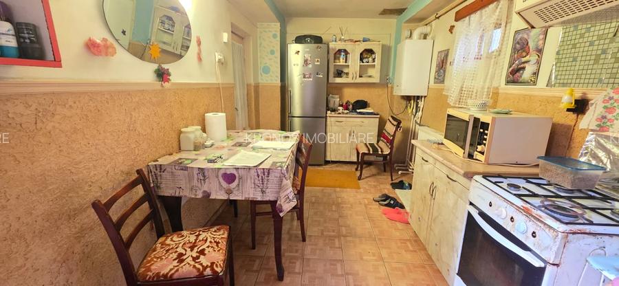 CENTRU 2 CORPURI DE CASA DIN CARAMIDA 5 CAMERE 2 BAI 2 BUCATARII UTILITATI, GAZE - 19