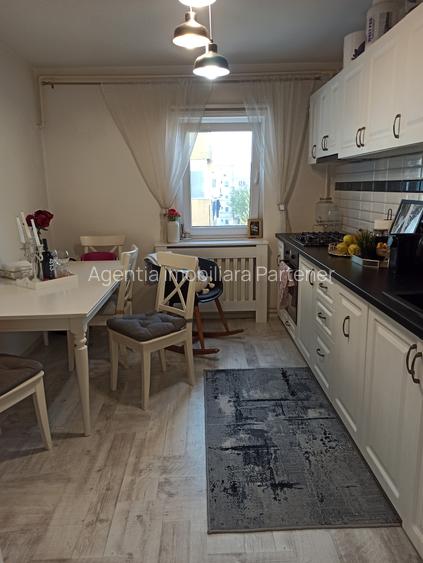 3 camere Exercițiu , RENOVAT , Decomandat / Centrală, mobilat / utilat! - 3