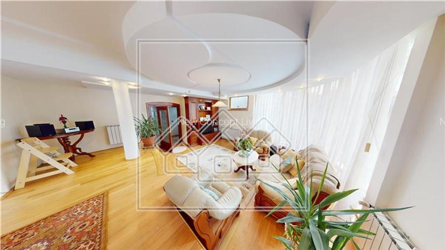 Casa individuala de vanzare - 7 camere, 278 mp utili - Strand - 5