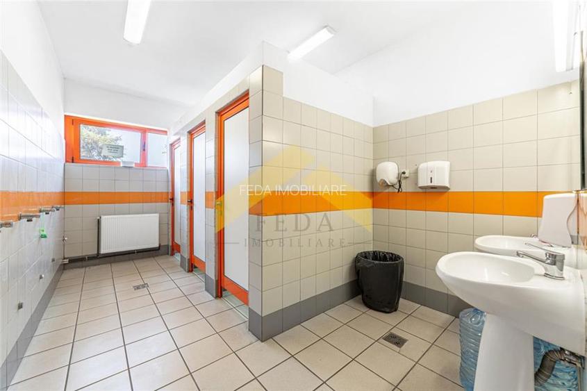 Hala de 8,560mp de vanzare in zona Micalaca - 10