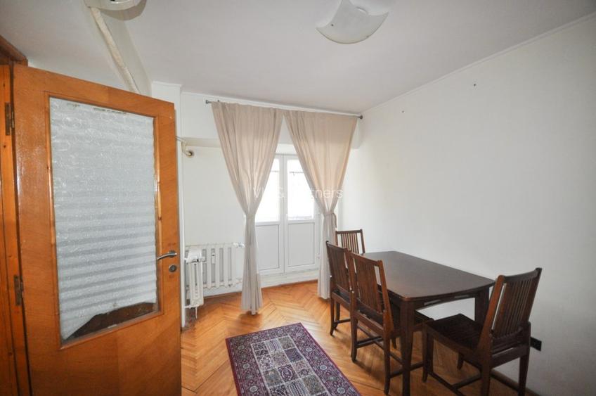 Apartament de 3 camere | Bulevardul Unirii - 9