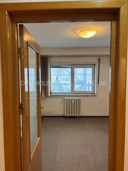 DECEBAL,LOCATIE EXCEPTIONALA,monolit,stradal,vedere Bulevard,liber,reabilitat - 4