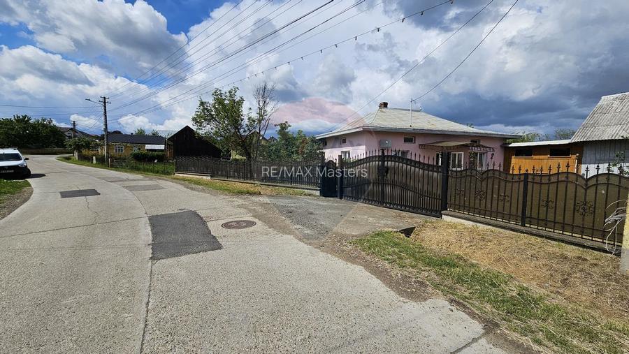 Casă  cu 3 camere, teren intravilan de 1300mp în Ipotești Tișăuți, SV - 21