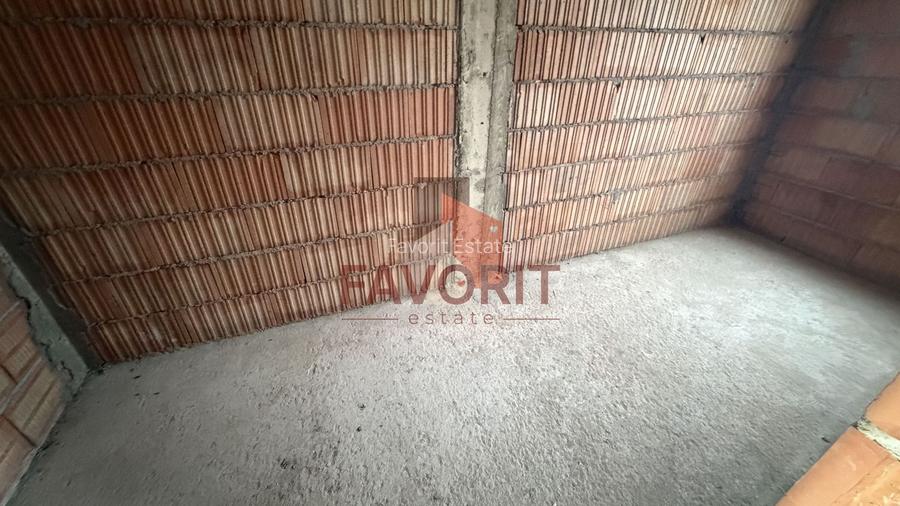 Duplex despartit | 4 camere | Asfalt si toate utilitatile | Zona excelenta - 10