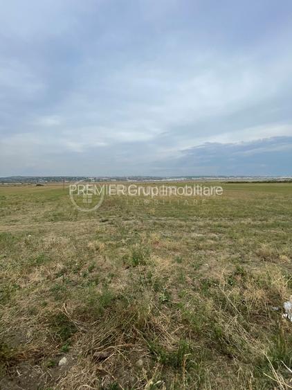 Teren intra/extravilan, Miroslava, 17.500mp - 2