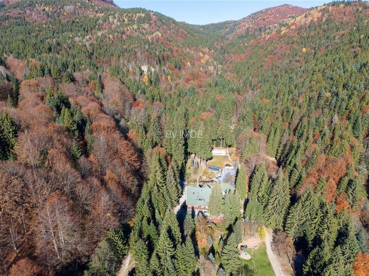 Teren de Vis langa Siriu  – 20000 mp ideal pentru Complex turistic Comision 0% - 10