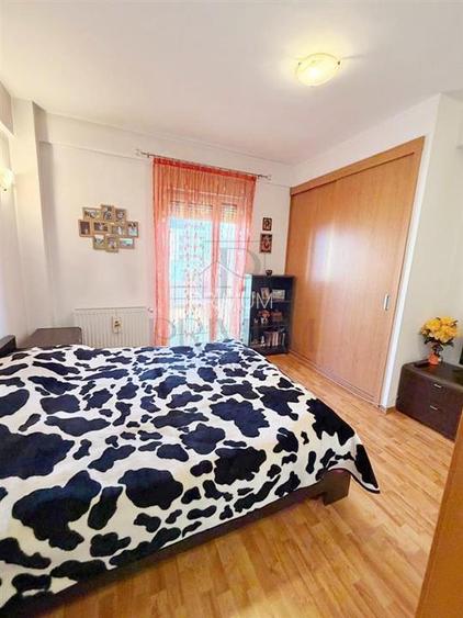 ARADULUI - 4 CAM - 2 BAI - LIFT - ETAJ 2 - DECOMANDAT - BLOC DUPA 2000 - ZONA EX - 4