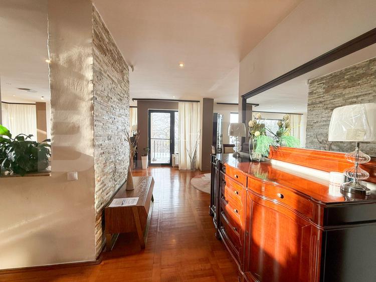 Vila de Lux in Europa | Panorama Superba - 3