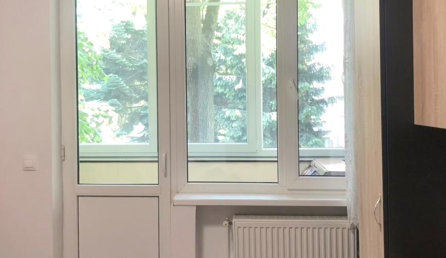 Apartament cu 3 camere 7 Noiembrie, etaj 1 din 4, strada Păcii - 5