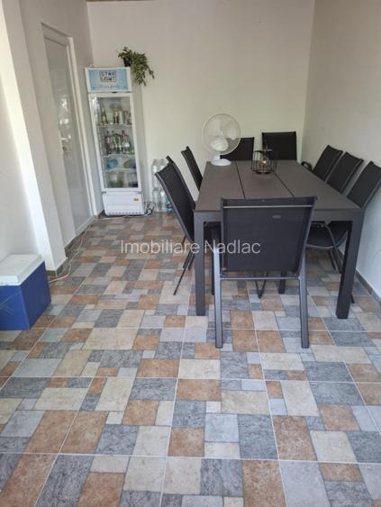Casa 3 camere in Nadlac renovata recent - 10