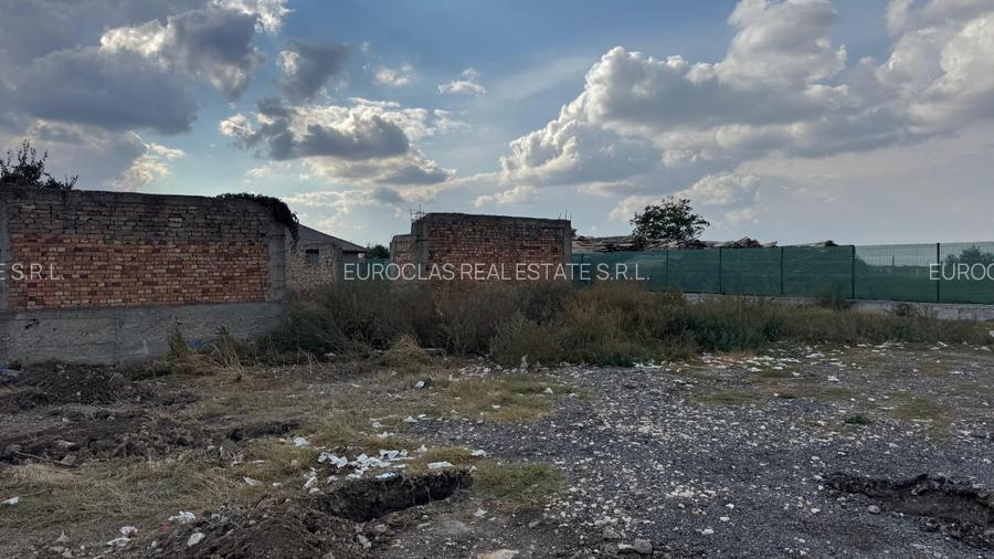 Teren intravilan 1000 mp - Varianta Ovidiu - 81.000 euro (Cod E11+E12) - 5