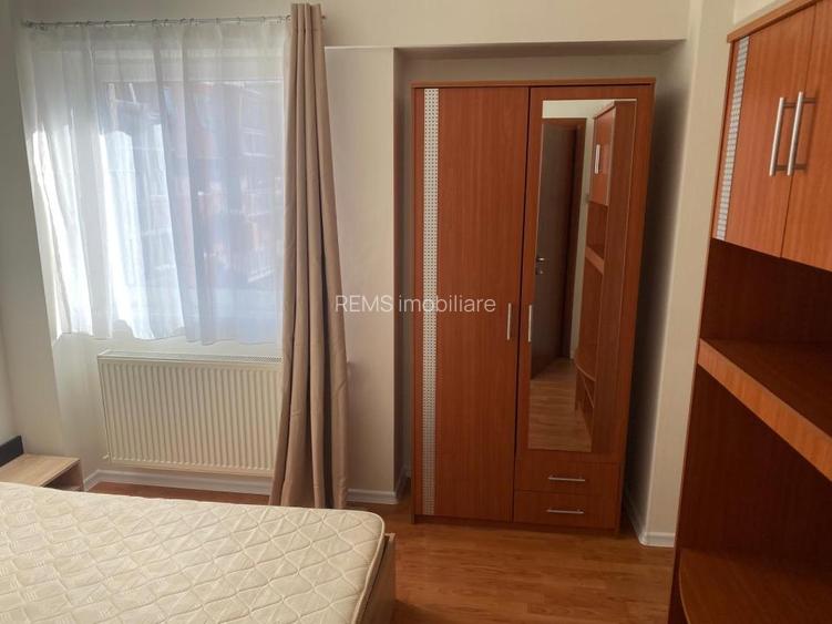 Apartament cu 1 dormitor, str Traian Mosoiu - 6