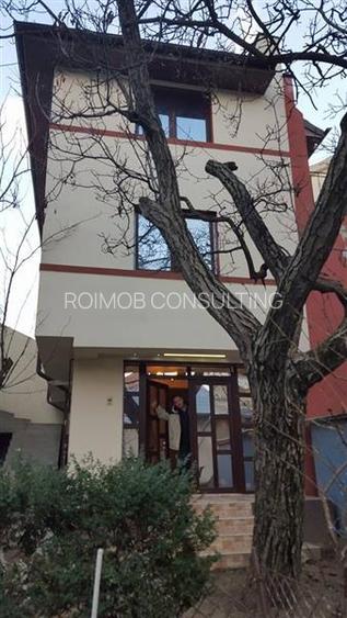 Vila 4 camere, P+1E+2R, zona Banu Manta - 2