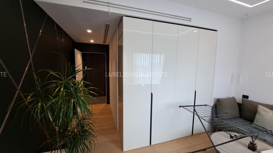 APARTAMENT 8 CAMERE CU SCARA INTERIOARA TIP LOFT -ULTRA LUX - 50