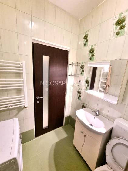 Metrou 1 Decembri 1918, Burnitei 60F - 14