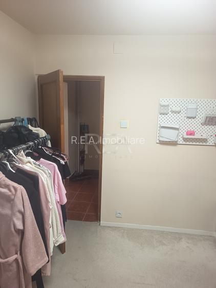 4 camere - decomandat - parcare + boxa - 19