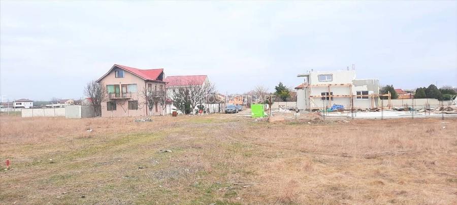 TEREN INTRAVILAN CONSTRUIBIL 469 MP LANGA CASE ZONA DE PERSPECTIVA PRET 17.500 E - 7