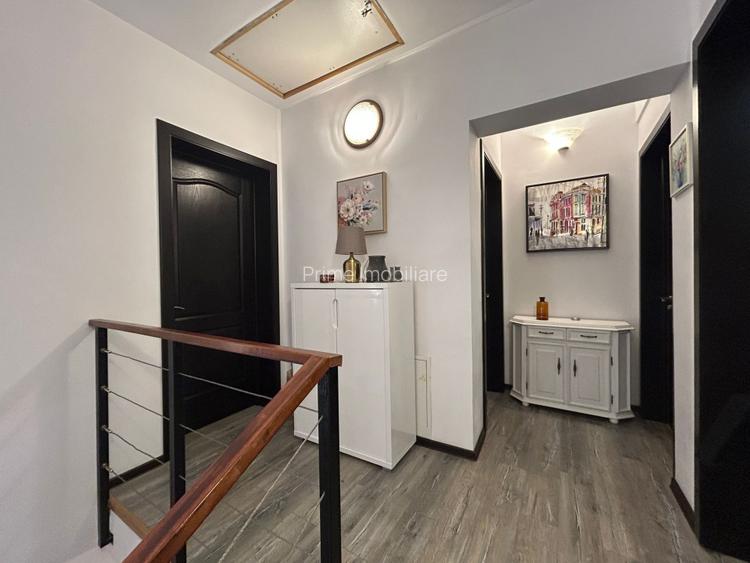 Casa de vanzare , 6 camere , 200 mp , Zona Cetate - 6