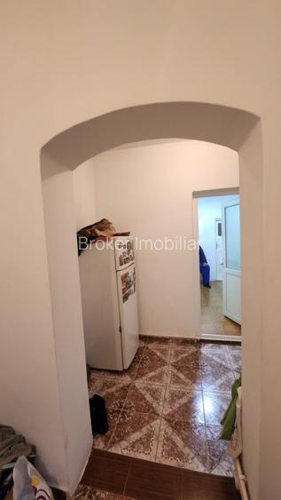 Casa 3 camere, beci, spatiu comercial, zona Coiciu - 17