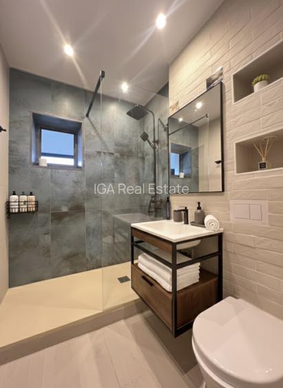 Aartament unic / localizat  ultracentral / renovat complet / vedere panoramica - 6