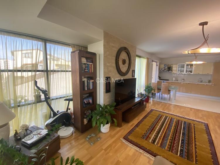 Apartament 4 camere bloc boutique si terasa de 25m - 35