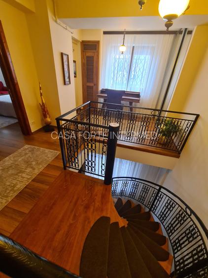 Duplex de lux în centrul stațiunii Mamaia – Eleganță la malul mării  270000 € - 13