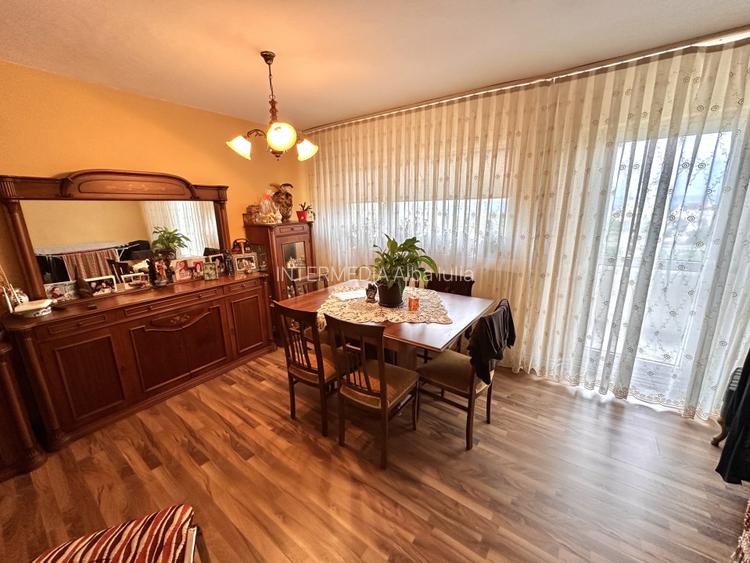 Vanzare Apartament 4 camere modificat in 3 CETATE M-uri vedere Parc 2 bai 2 balc - 13