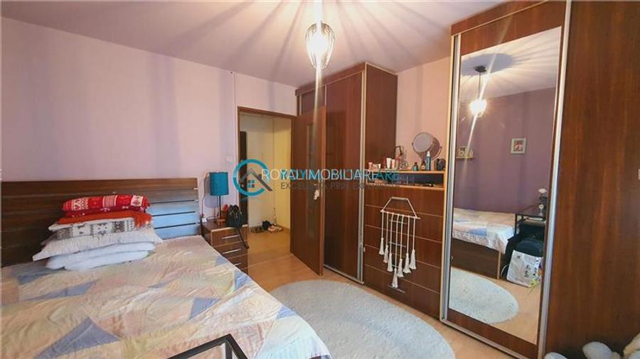 Royal Imobiliare - Vanzare apartament 4 camere zona Cioceanu - 12