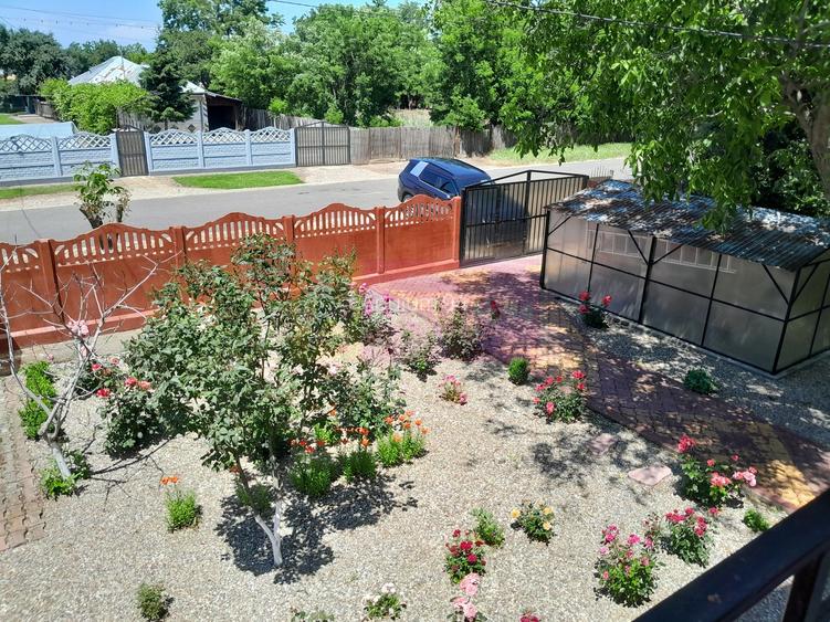 Movilita  (IL) - de vanzare casa 5 cam p+1 - 38