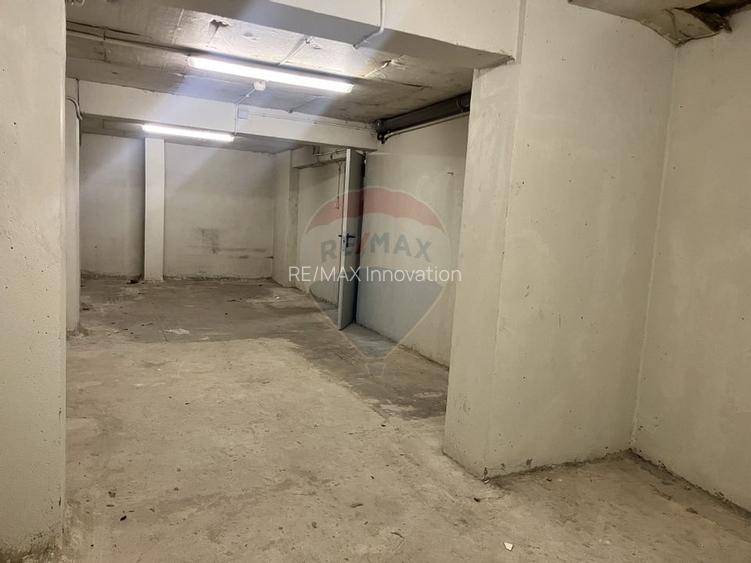 Spațiu Comercial Premium de Inchiriat - 17