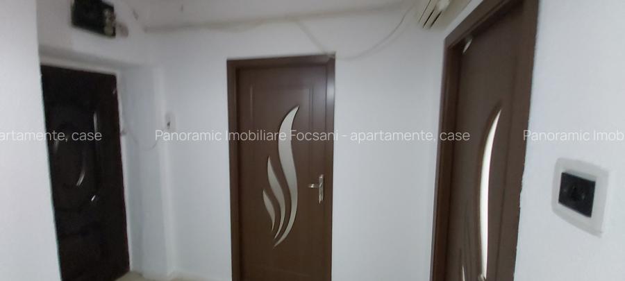 Apartament 3 camere de inchiriat, ultracentral Focsani - 24