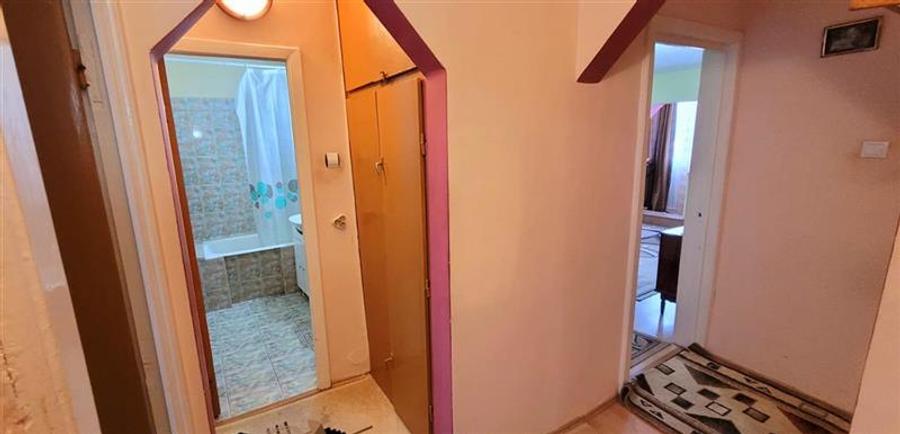 Apartament 3 camere,str.Siretului,Sibiu,comision 0