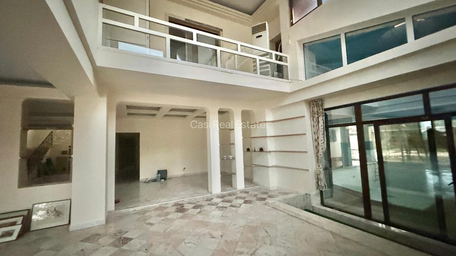 Vilă impresionantă 10 camere si teren 2.500 mp zona Pipera - 4