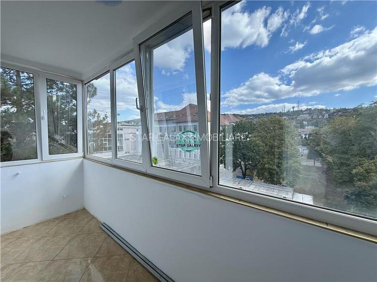 Apartament cu 2 camere, mobilat si utilat, recent renovat, in Cornisa