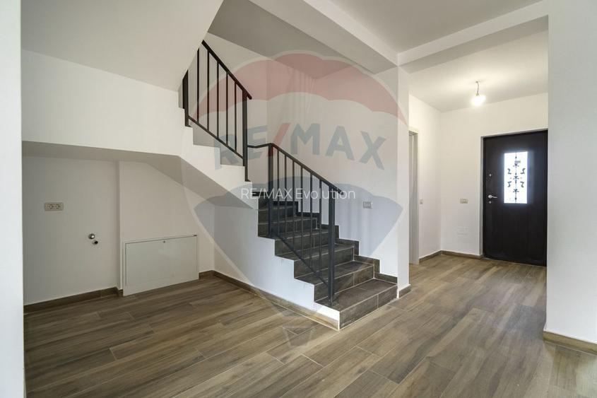 DUPLEX 8 camere de vanzare| Constructie noua| Izvor, BV | Comision 0% - 23