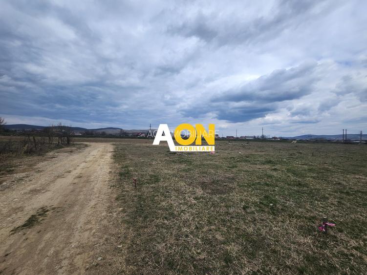 De vanzare teren intravilan 587mp, Ampoi 3 - 7