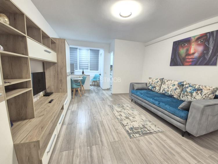 Inchiriere Garsoniera cocheta zona Coresi Tractorul - 2