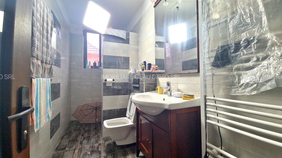 DOUA CASE DE VANZARE - ZONA  RACADAU - SINGUR IN CURTE - 7