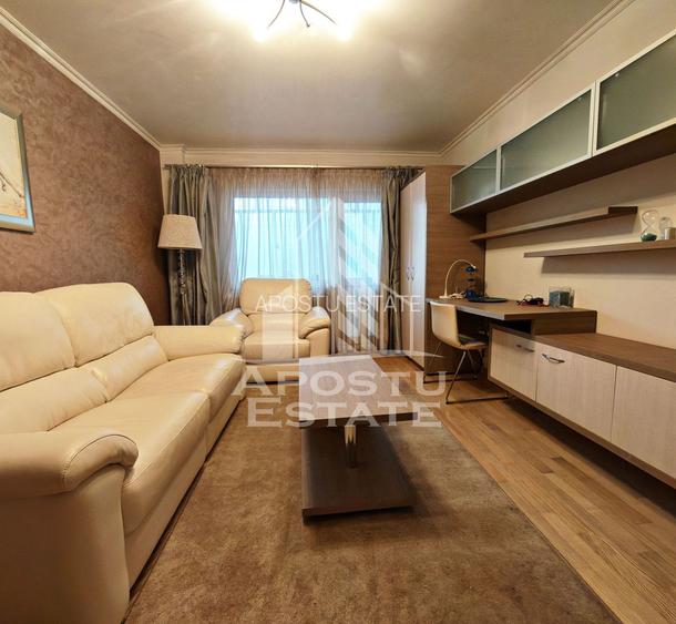 Apartament cu 3 camere si 2 bai, complet renovat, zona Aradului - 5