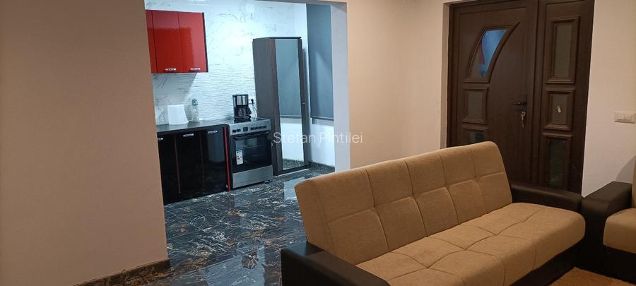 Casa de Vânzare semimobilata - 3