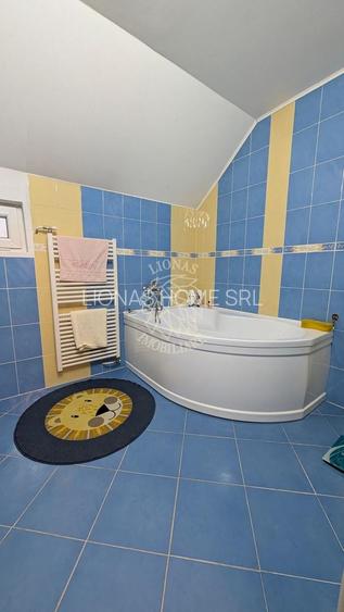 Casa 6 camere 244 mp+ Spatiu Comercial- teren 500 mp-Zona Han - 14